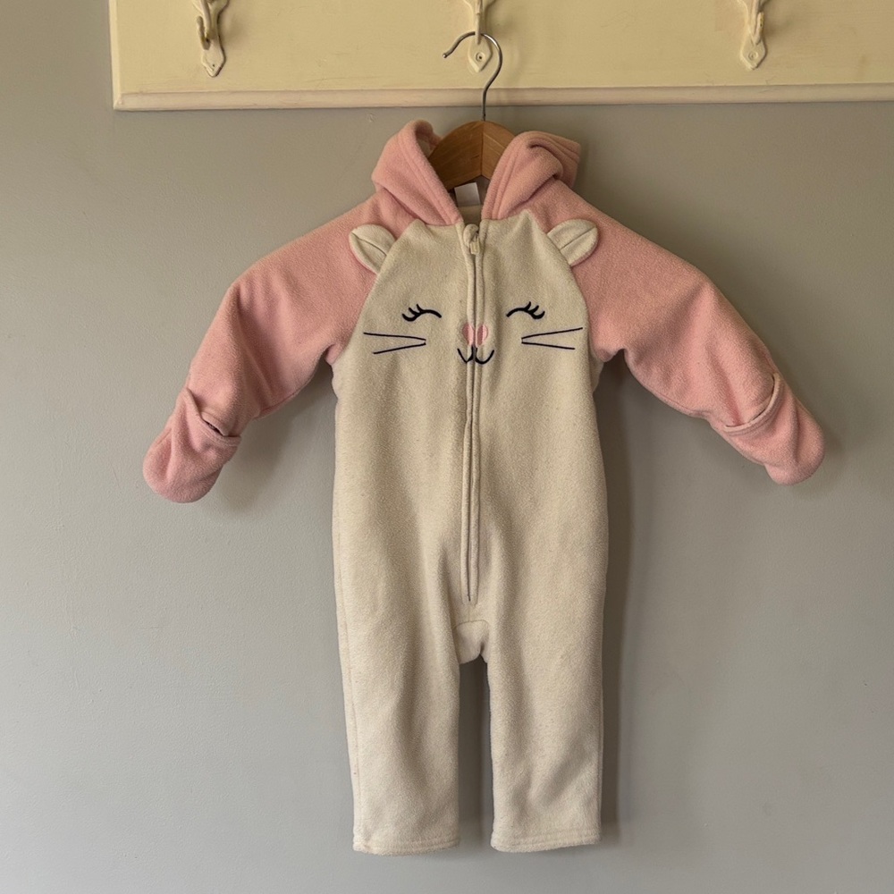 Old Navy Baby Bunting Suit 12–18M Pink White Kitty Cat Cozy One-Piece
